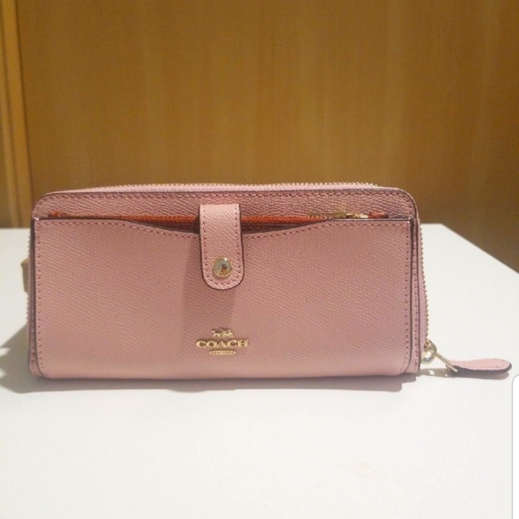 Coach Handbags - Coach multifunction long wallet Colorblock blush baby pink